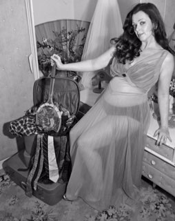 Sarah J Hyland Cleaning my house